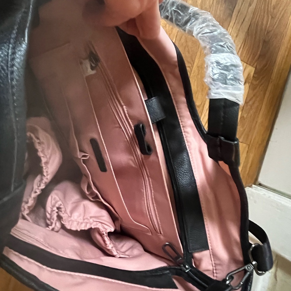 BB Leather Tote Bag -New - Picture 7 of 9